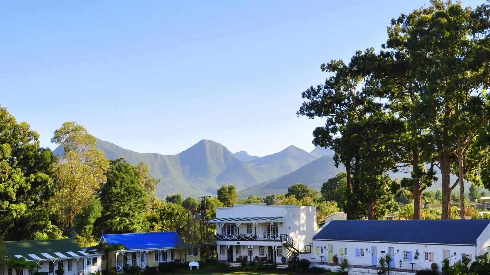 Tsitsikamma Village Inn