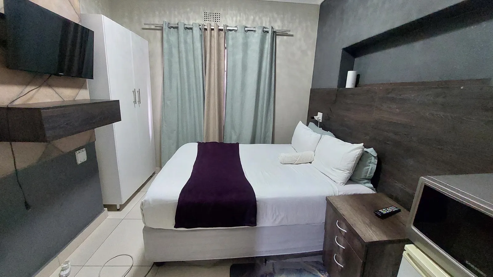 Latona Guest House & SPA