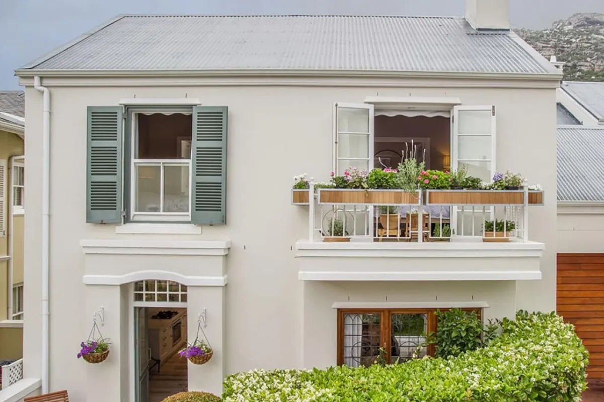 Charming Coastal Townhouse at The Majestic