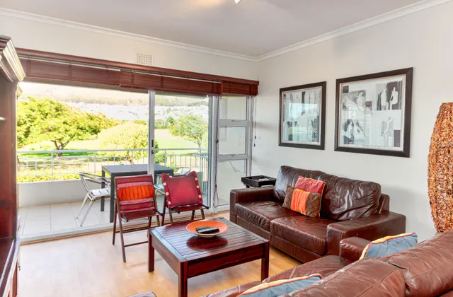 Mouille Point 2 Bedroom
