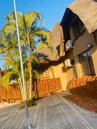 GEORGE B BOUTIQUE LODGE