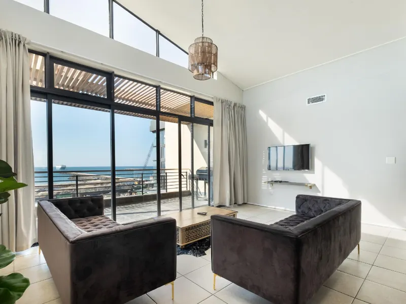 Point Waterfront Apartments