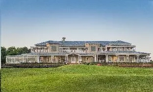 The Lodge at Prince's Grant