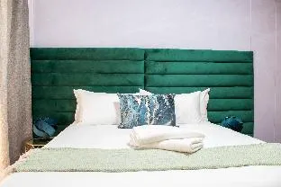 Kuboid Homes -Executive 2Bed @77 Grayston Sandton  – photo 4, Apartment/Flat in Johannesburg