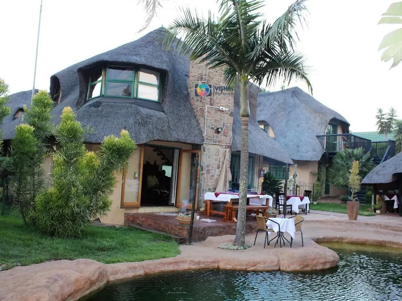 Edison Luxe Guest House  (The Lap Of Luxury)