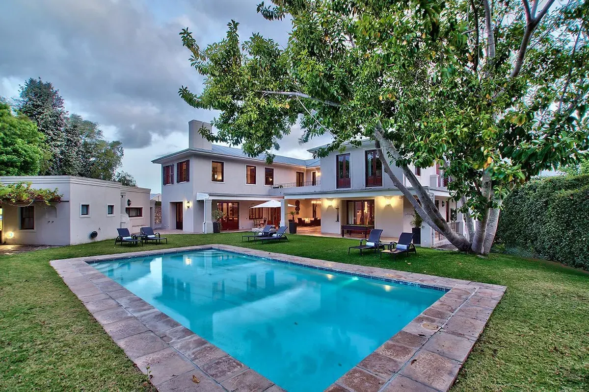 Nova Constantia Boutique Residence