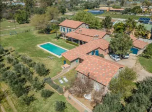 Hartland Country House