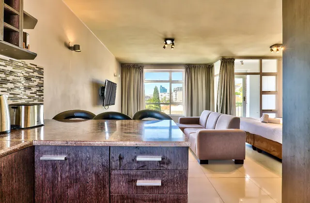 Cascades II (Studio) (48)