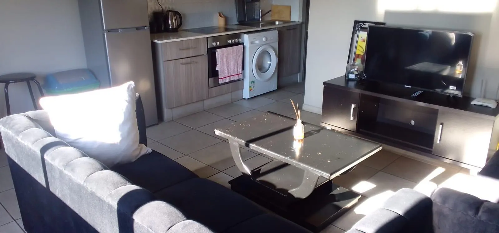 Two Bedroom Apartment Rosebank Central