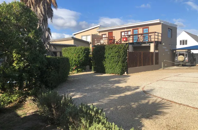 Fisherhaven Travellers Lodge