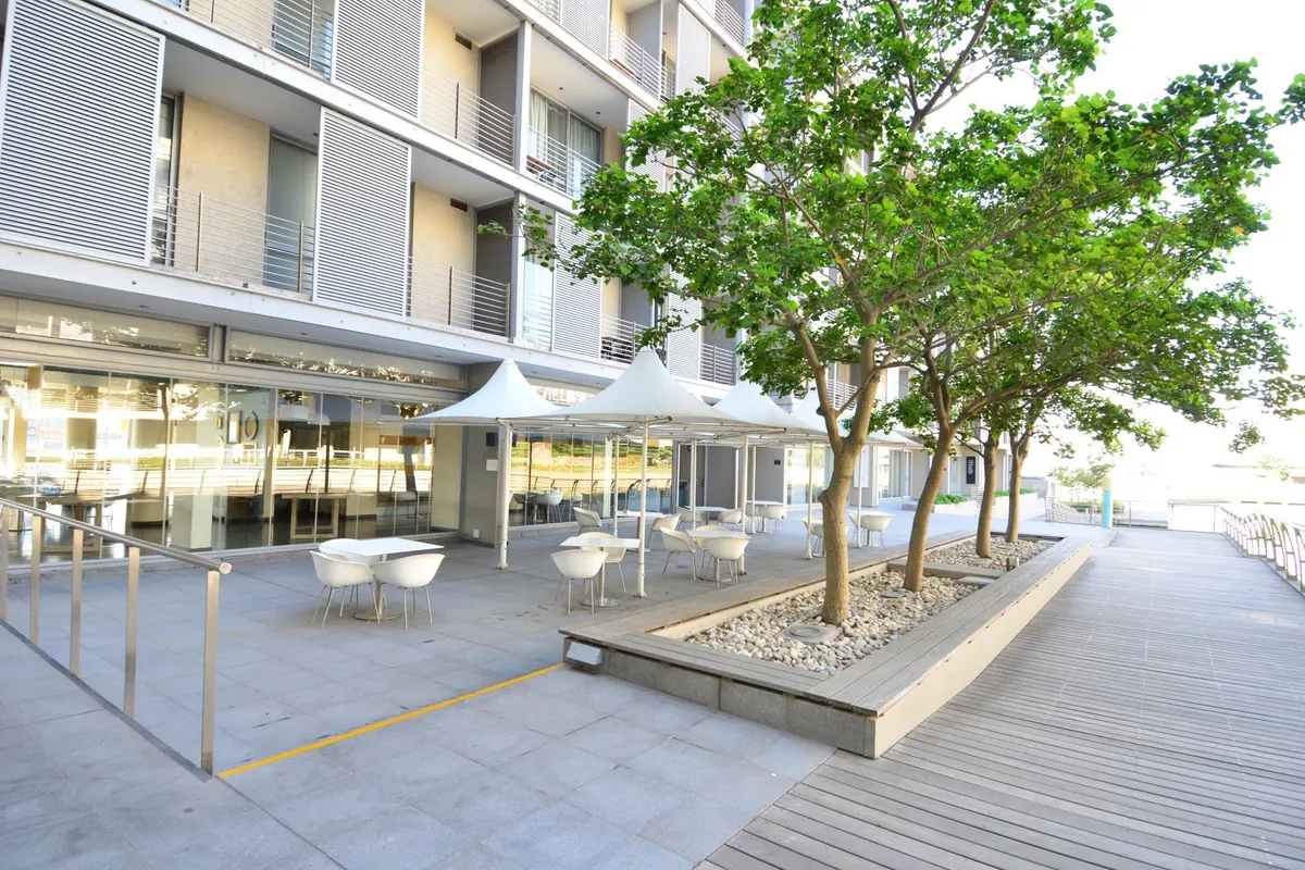 410 & 214 Harbour Bridge Luxury Apartments