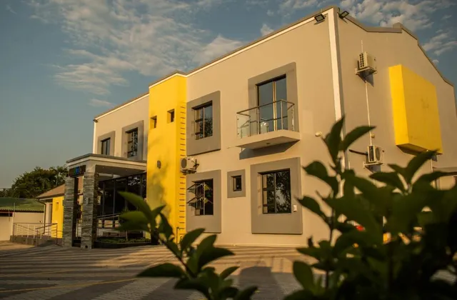 AQUASTONE GUEST HOUSE