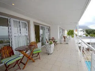 61 On Camps Bay Guesthouse – photo 3, Holiday Park/Caravan Park in Cape Town