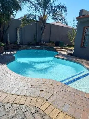 Naisar Holiday Home & Cottages,Primrose.